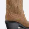 Ankelstövlar i spaltskinn i cowboystil
