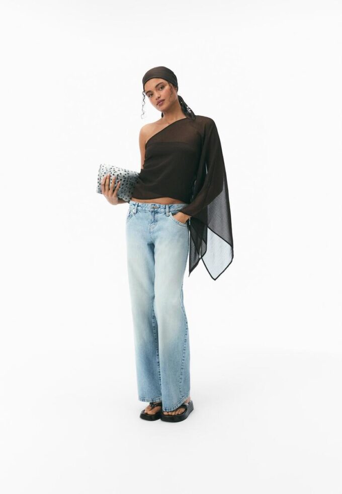 Asymmetrisk cape