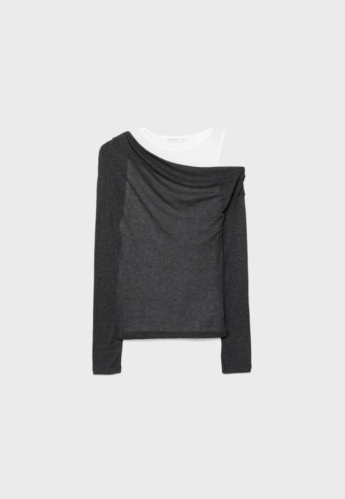 Asymmetrisk dubbel T-shirt Asymmetrisk dubbel T-shirt