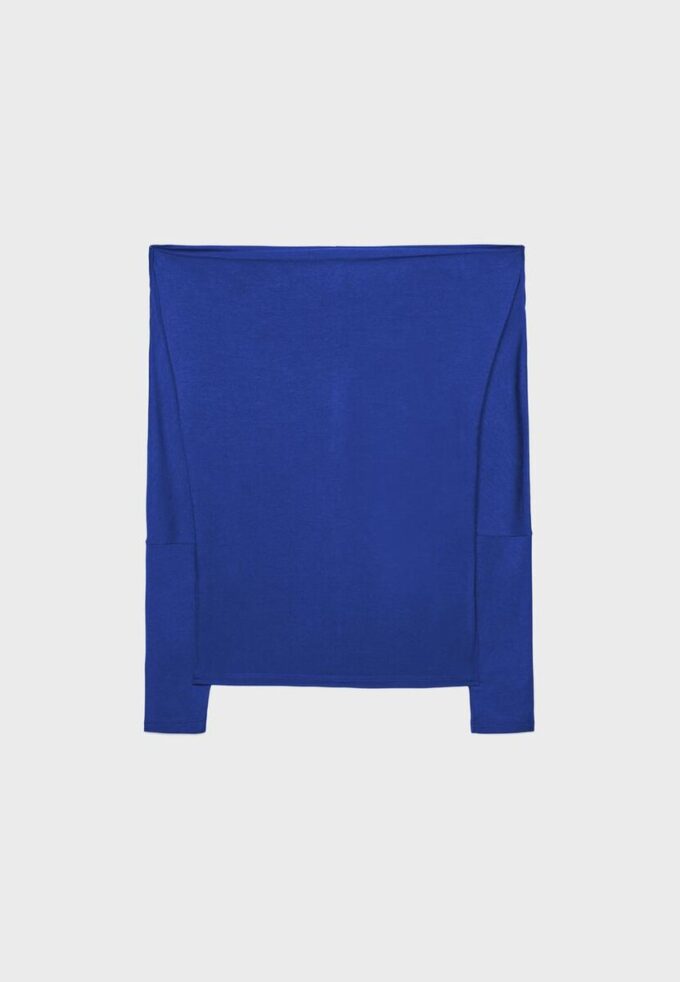 Asymmetrisk T-shirt i modal Asymmetrisk T-shirt i modal