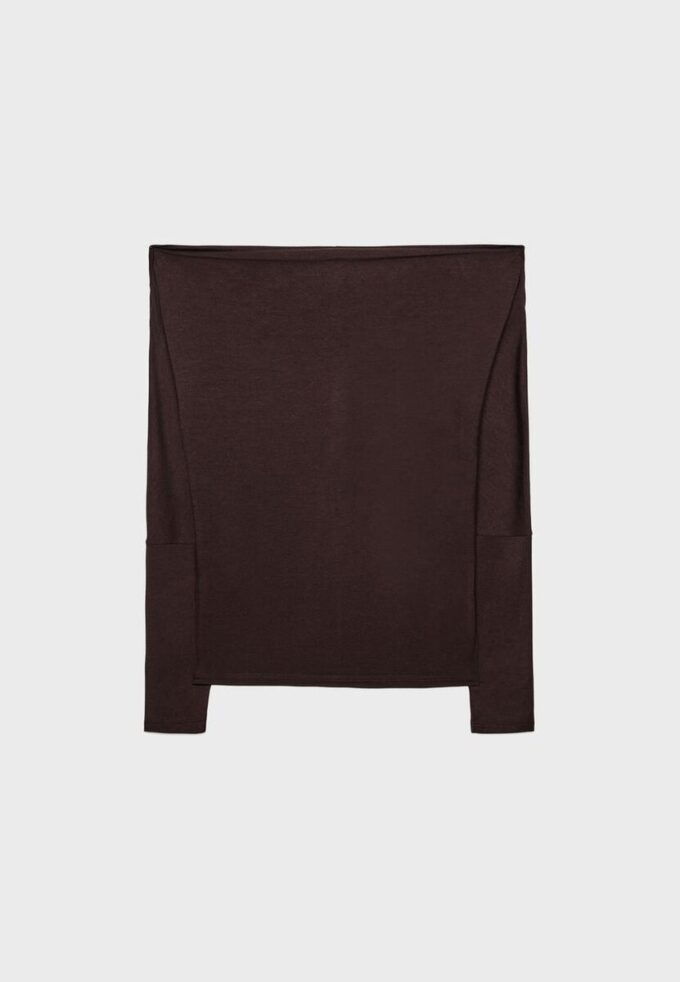 Asymmetrisk T-shirt i modal Asymmetrisk T-shirt i modal