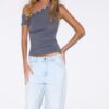 Asymmetrisk T-shirt med knappar Asymmetrisk T-shirt med knappar