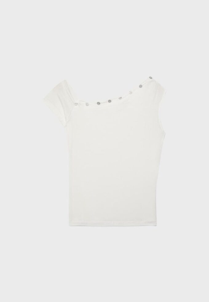 Asymmetrisk T-shirt med knappar Asymmetrisk T-shirt med knappar