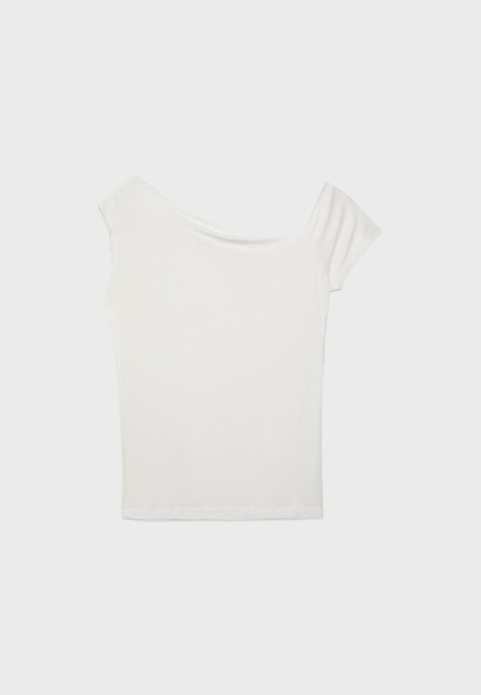 Asymmetrisk T-shirt med knappar Asymmetrisk T-shirt med knappar