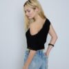 Asymmetrisk T-shirt med nitar