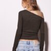 Asymmetrisk T-shirt med rynkad detalj