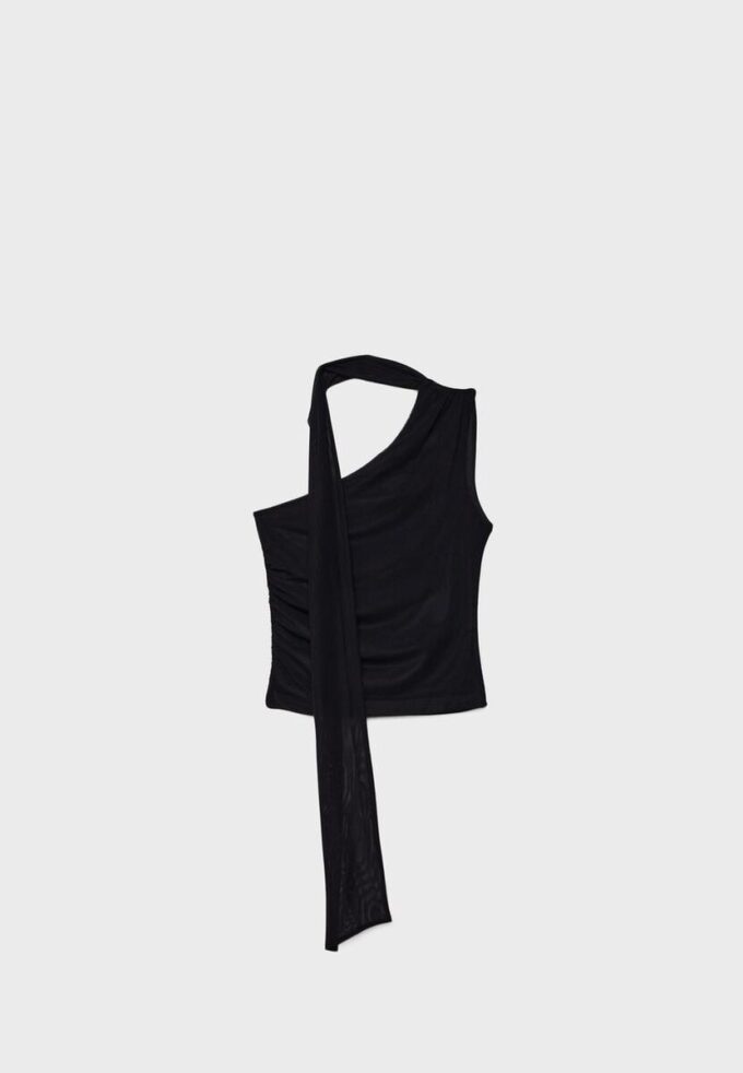 Asymmetrisk tylltoppar med scarf Asymmetrisk tylltoppar med scarf