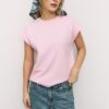 B06 Basplagg T-shirt med nedhasade axlar