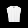 B06 Basplagg T-shirt med nedhasade axlar