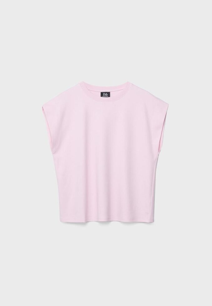 B06 Basplagg T-shirt med nedhasade axlar