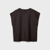 B06 Basplagg T-shirt med nedhasade axlar