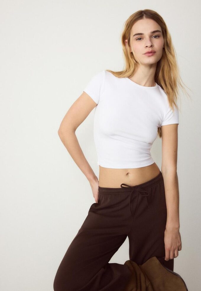 Basic Slim Fit T-shirt