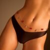 Basplagg brasilianska bikinitrosor i satin