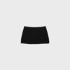 Basplagg med enkel stickad skort