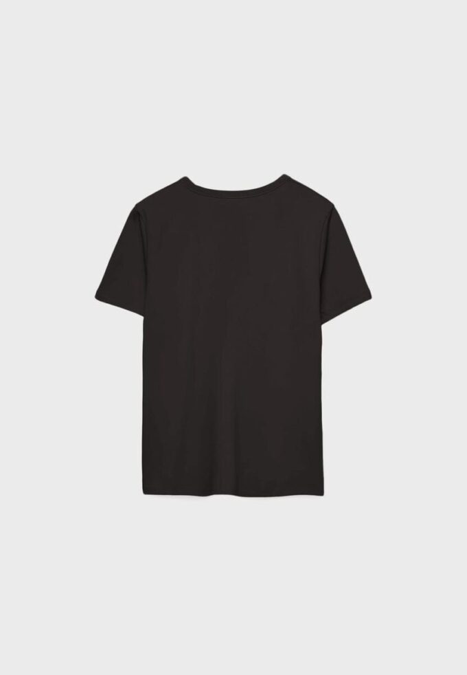 Basplagg med normal passform och Soft Touch-känsla