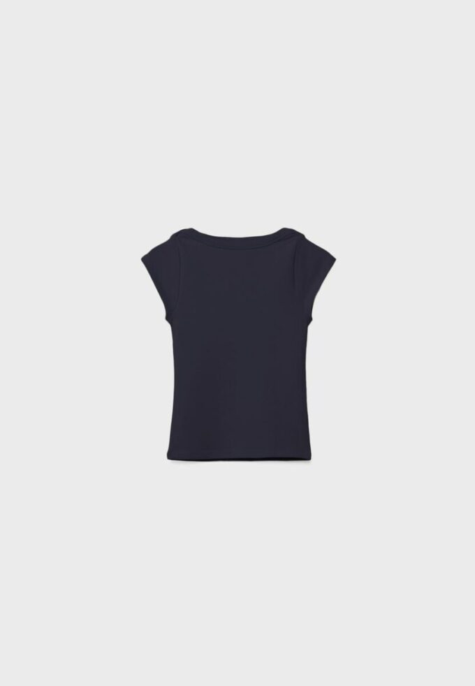 Basplagg T-shirt med båthals