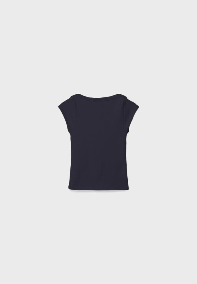 Basplagg T-shirt med båthals