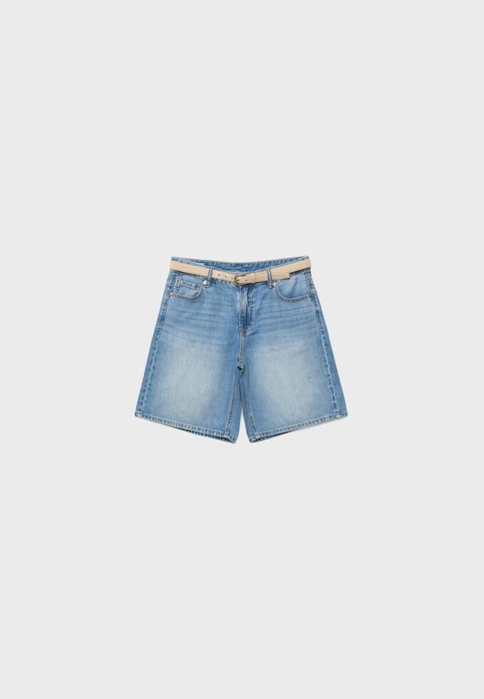 Bermudashorts i denim med bälte Bermudashorts i denim med bälte