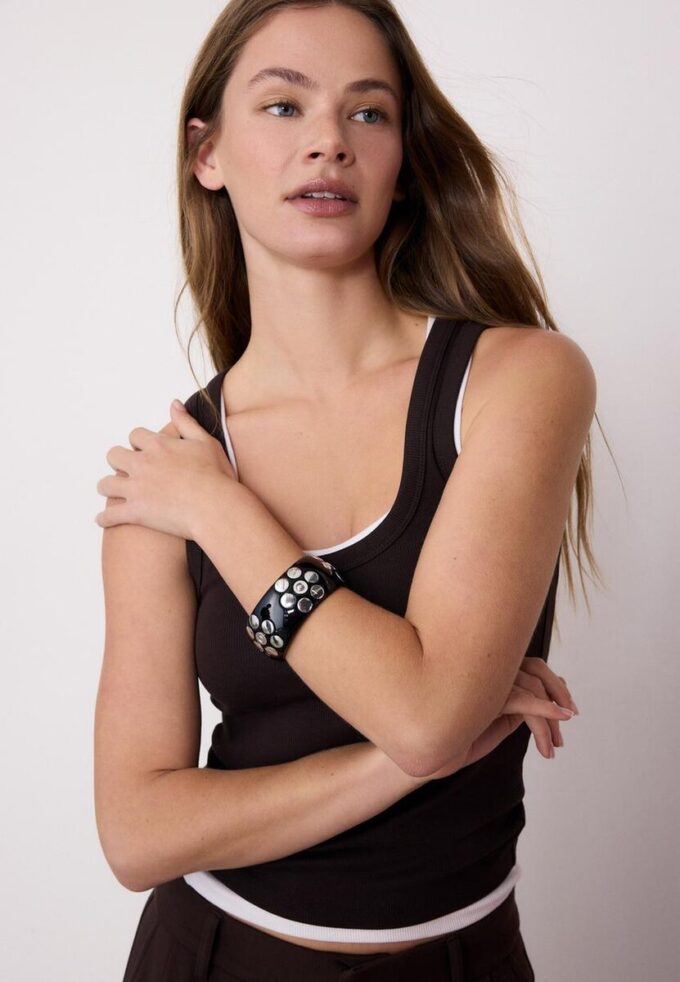 Blommigt armband