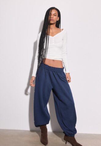 Blus med knappar