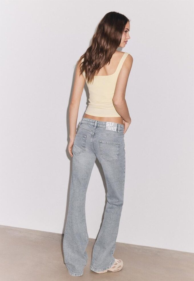 Bootcut-jeans med låg midja Bootcut-jeans med låg midja