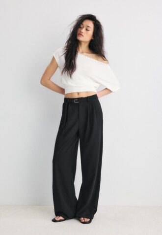 Byxor med Wide Leg och spänndetaljer