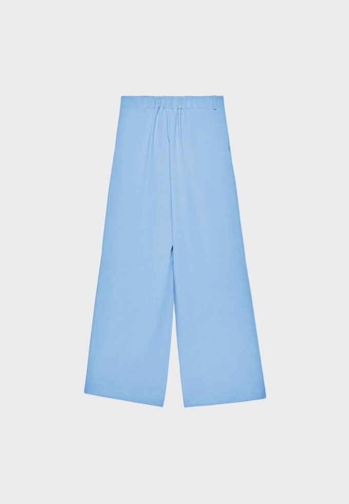 Byxor med Wide Leg och spänndetaljer