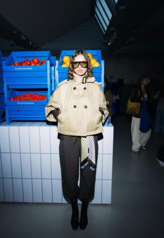 Cape-trenchcoat