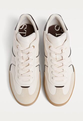 Casual retro-sneakers