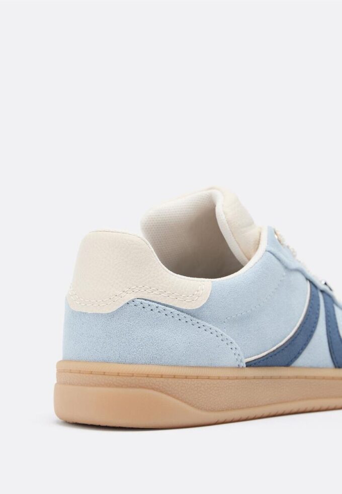 Casual-sneakers i imitationsmocka