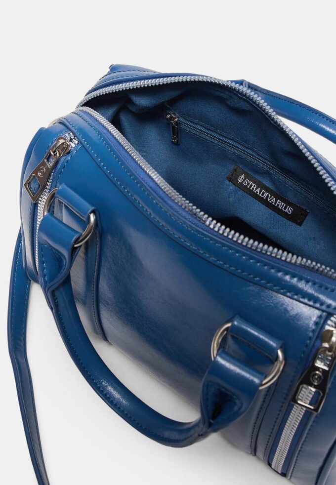Crossbody-väska med dragkedjedetalj