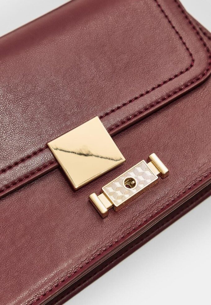 Crossbody-väska med dubbla handtag
