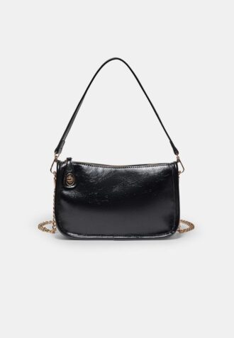 Crossbody-väska med flera bäralternativ