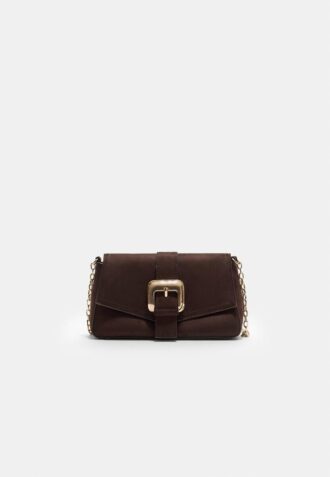 Crossbody-väska med oregelbunden spänne
