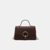Crossbody-väska med rund spänne