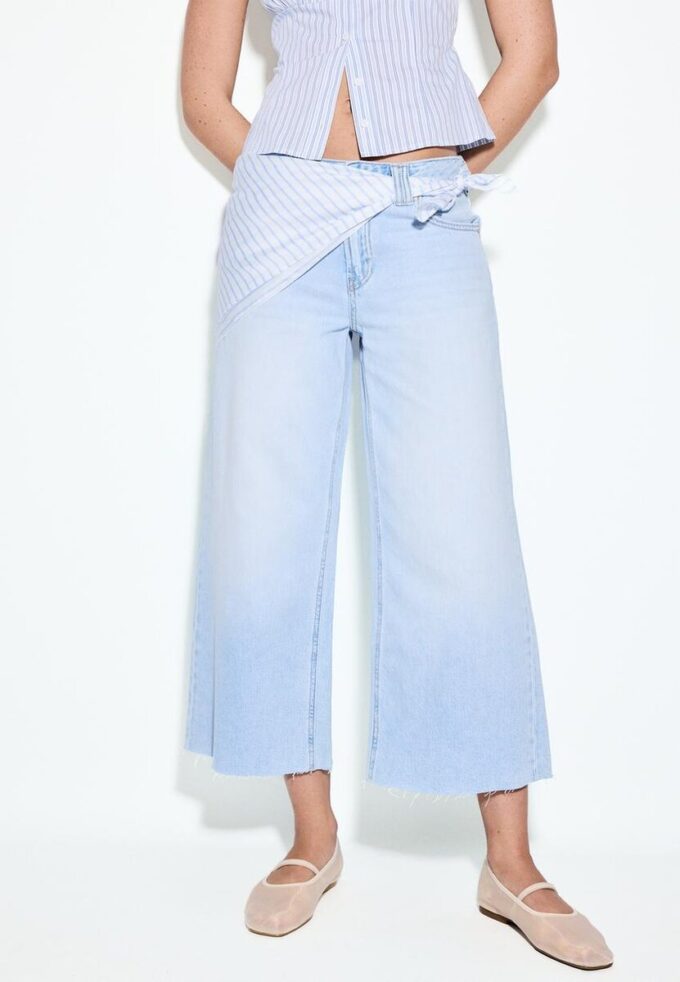 Culotte-jeans med scarf-detalj Culotte-jeans med scarf-detalj