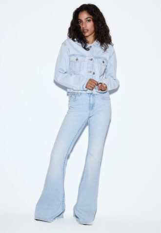 D04 Lågmidjade Flared jeans