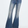 D04 Lågmidjade Flared jeans