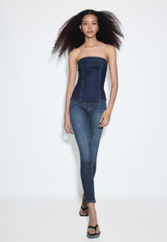 D07 Skinny jeans med normal midja