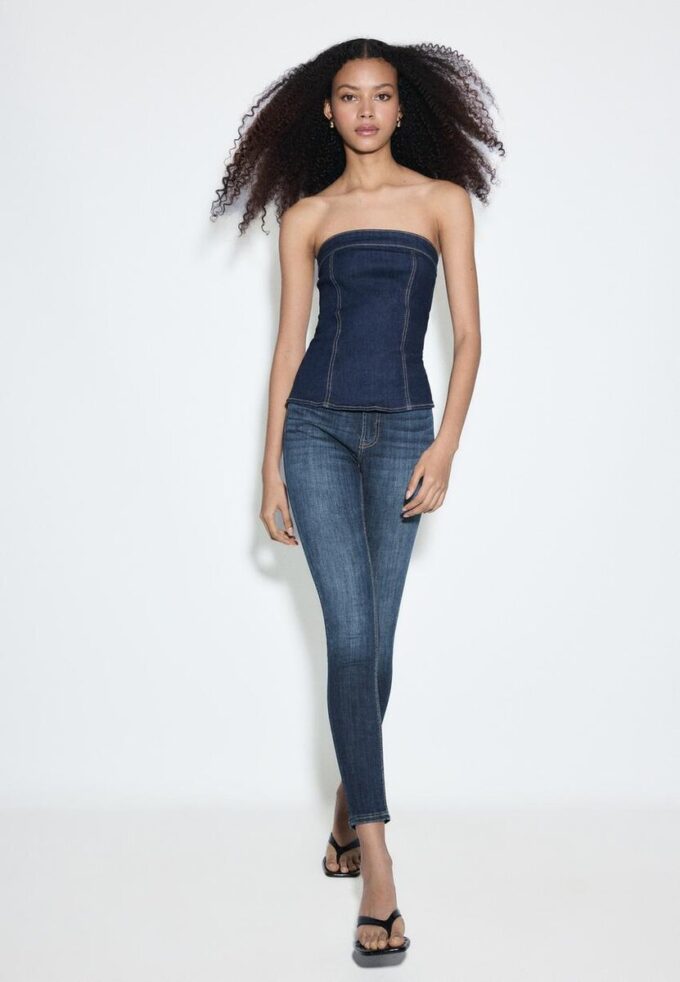 D07 Skinny jeans med normal midja