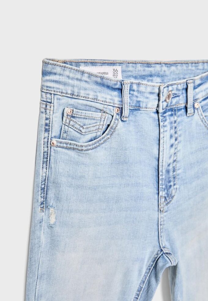 D07 Skinny jeans med normal midja
