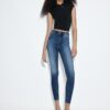 D07 Skinny jeans med normal midja D07 Skinny jeans med normal midja