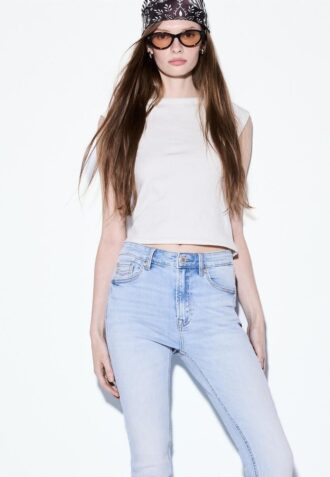 D07 Skinny jeans med normal midja