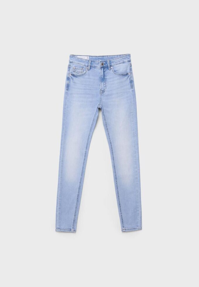 D07 Skinny jeans med normal midja
