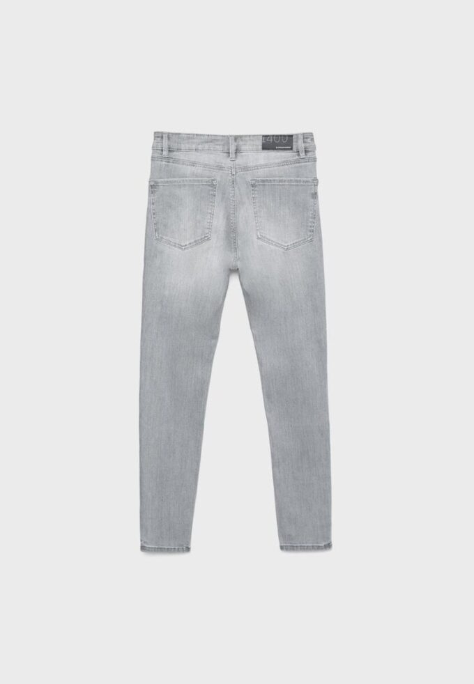 D07 Skinny jeans med normal midja