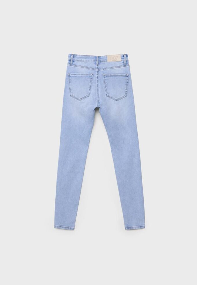 D07 Skinny jeans med normal midja