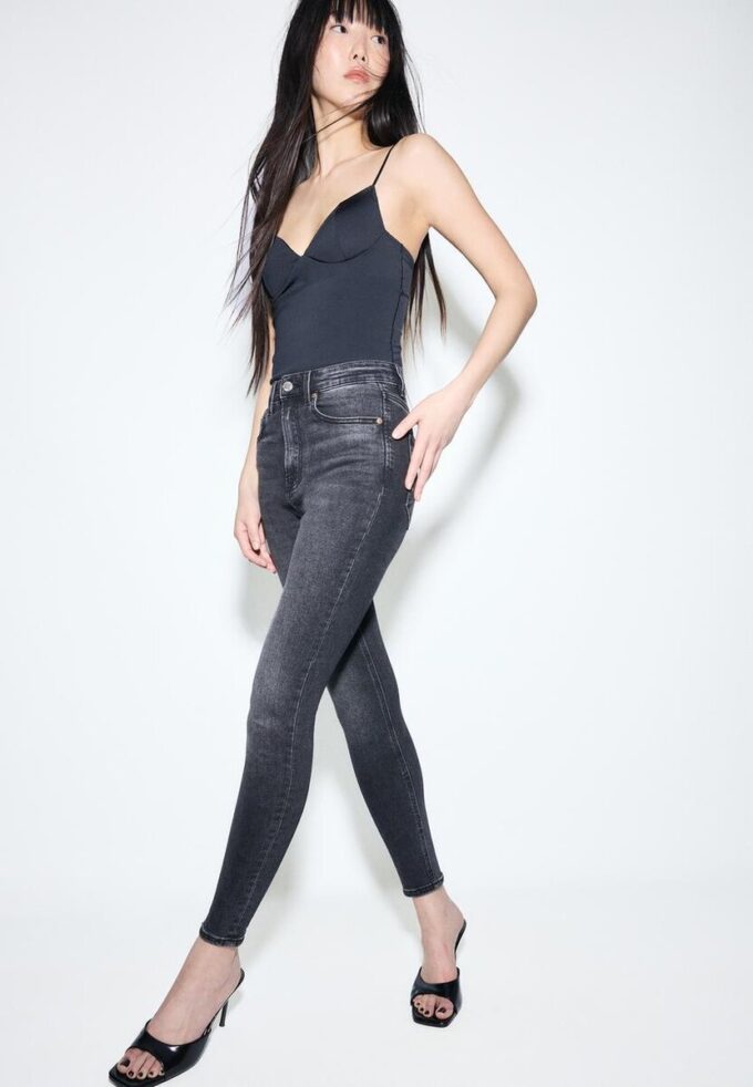 D09 Superhögmidjade skinny jeans D09 Superhögmidjade skinny jeans