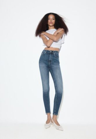 D09 Superhögmidjade skinny jeans
