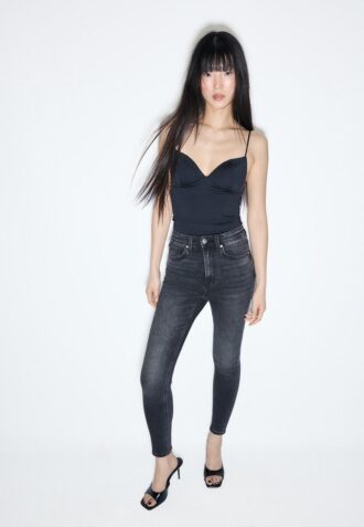 D09 Superhögmidjade skinny jeans