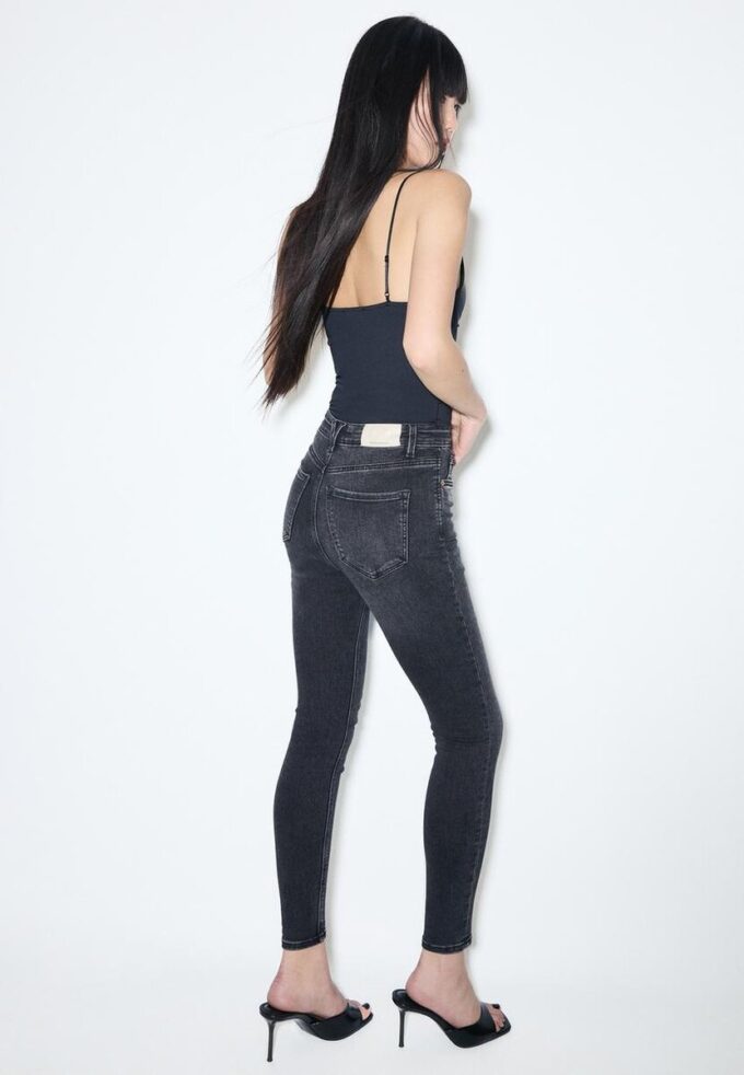 D09 Superhögmidjade skinny jeans D09 Superhögmidjade skinny jeans